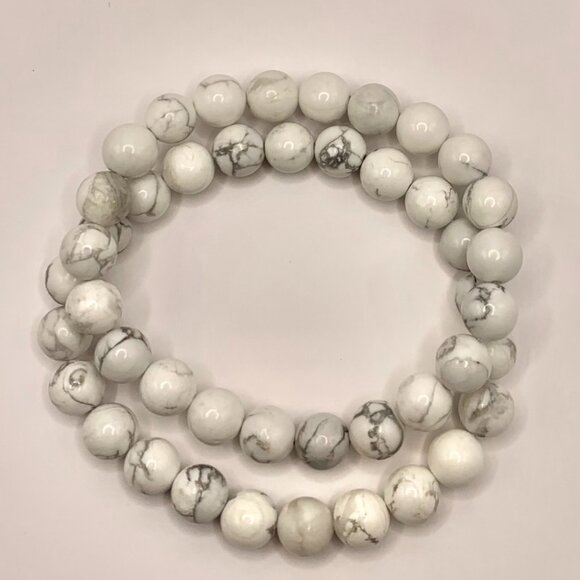 Howlite handmade beaded bracelets - Picture 4 of 4